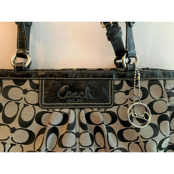 Black signature coach purse Clearance